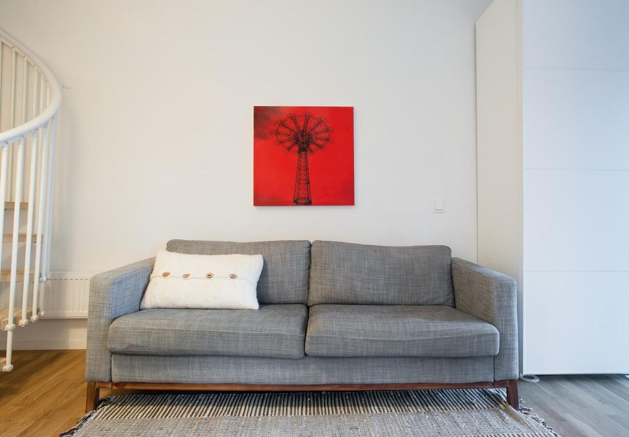 Vila Townhouse On Arlanda Stockholm Metro Line - Easy Checkin Sollentuna Exteriér fotografie