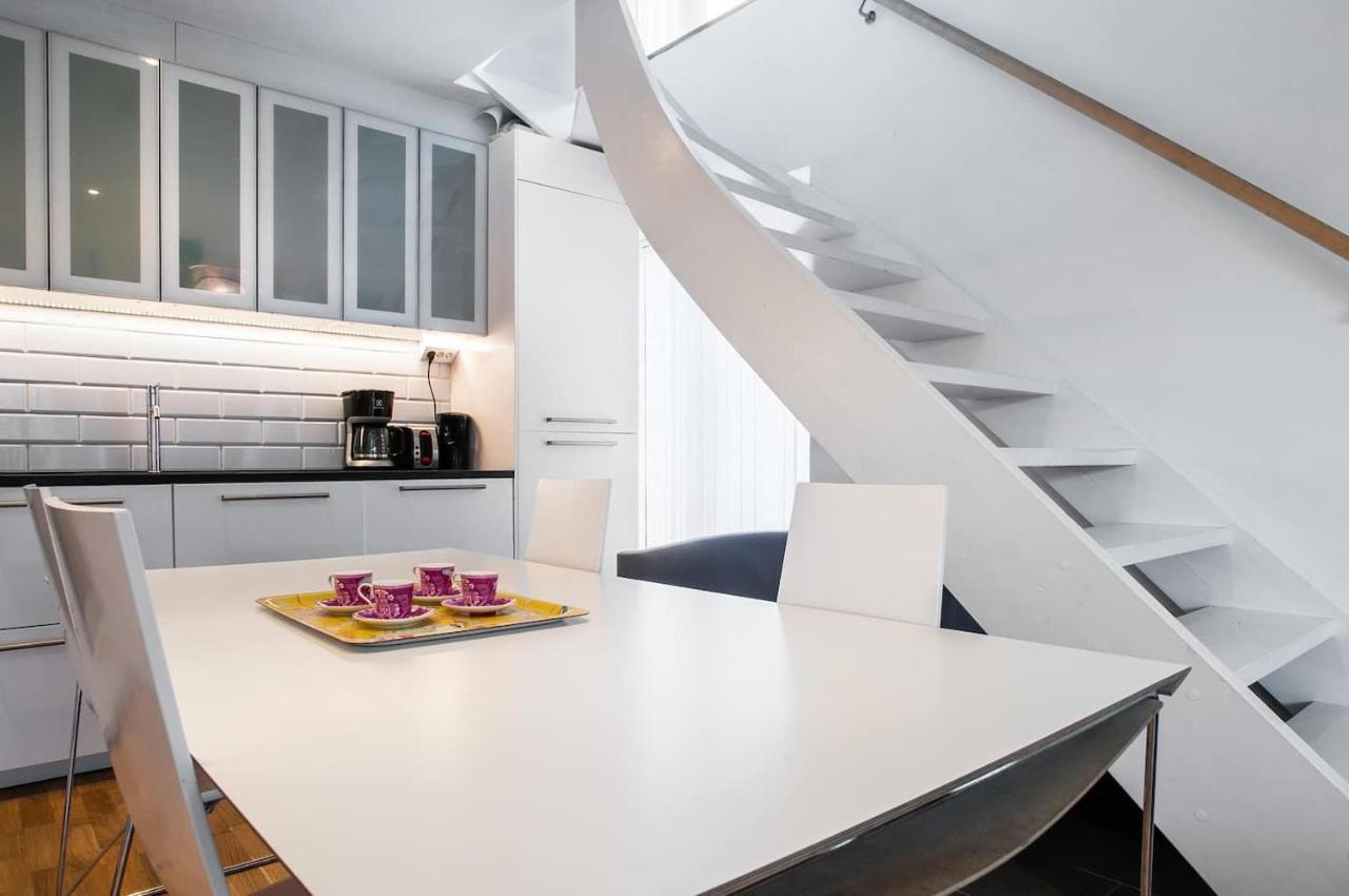 Vila Townhouse On Arlanda Stockholm Metro Line - Easy Checkin Sollentuna Exteriér fotografie