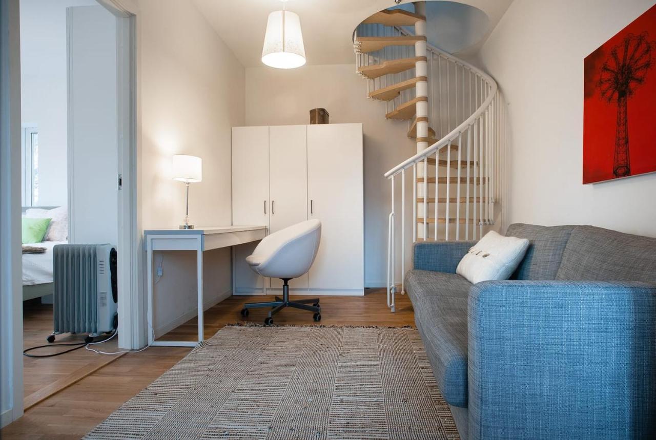 Vila Townhouse On Arlanda Stockholm Metro Line - Easy Checkin Sollentuna Exteriér fotografie