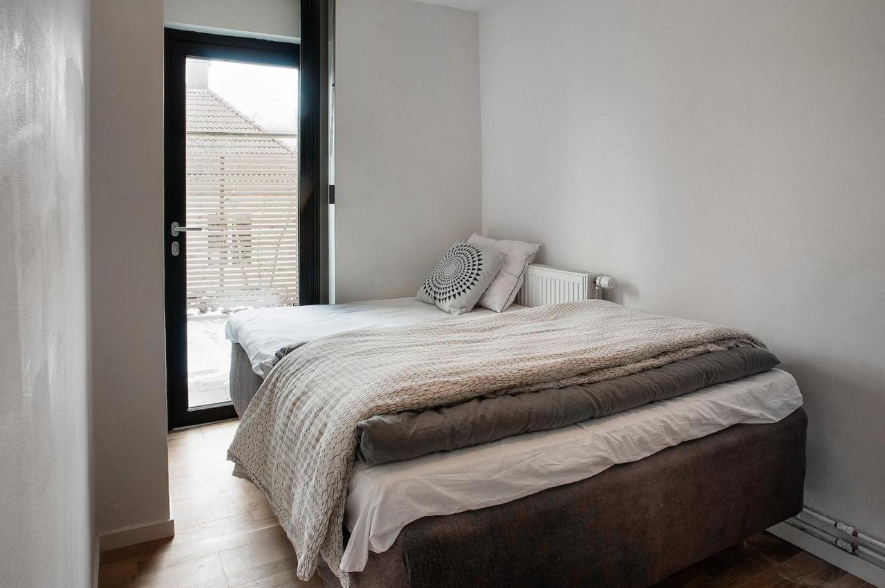 Vila Townhouse On Arlanda Stockholm Metro Line - Easy Checkin Sollentuna Exteriér fotografie